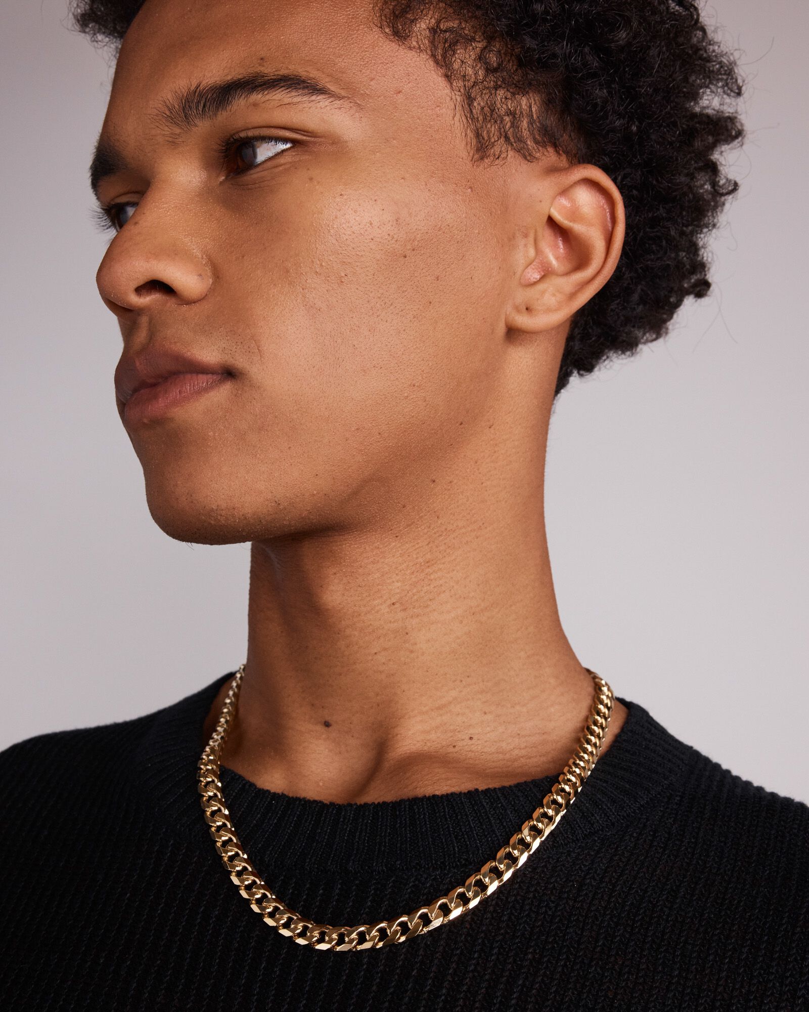 55cm (22") 8mm Width Solid Concave Bevelled Curb Chain in 10kt Yellow Gold