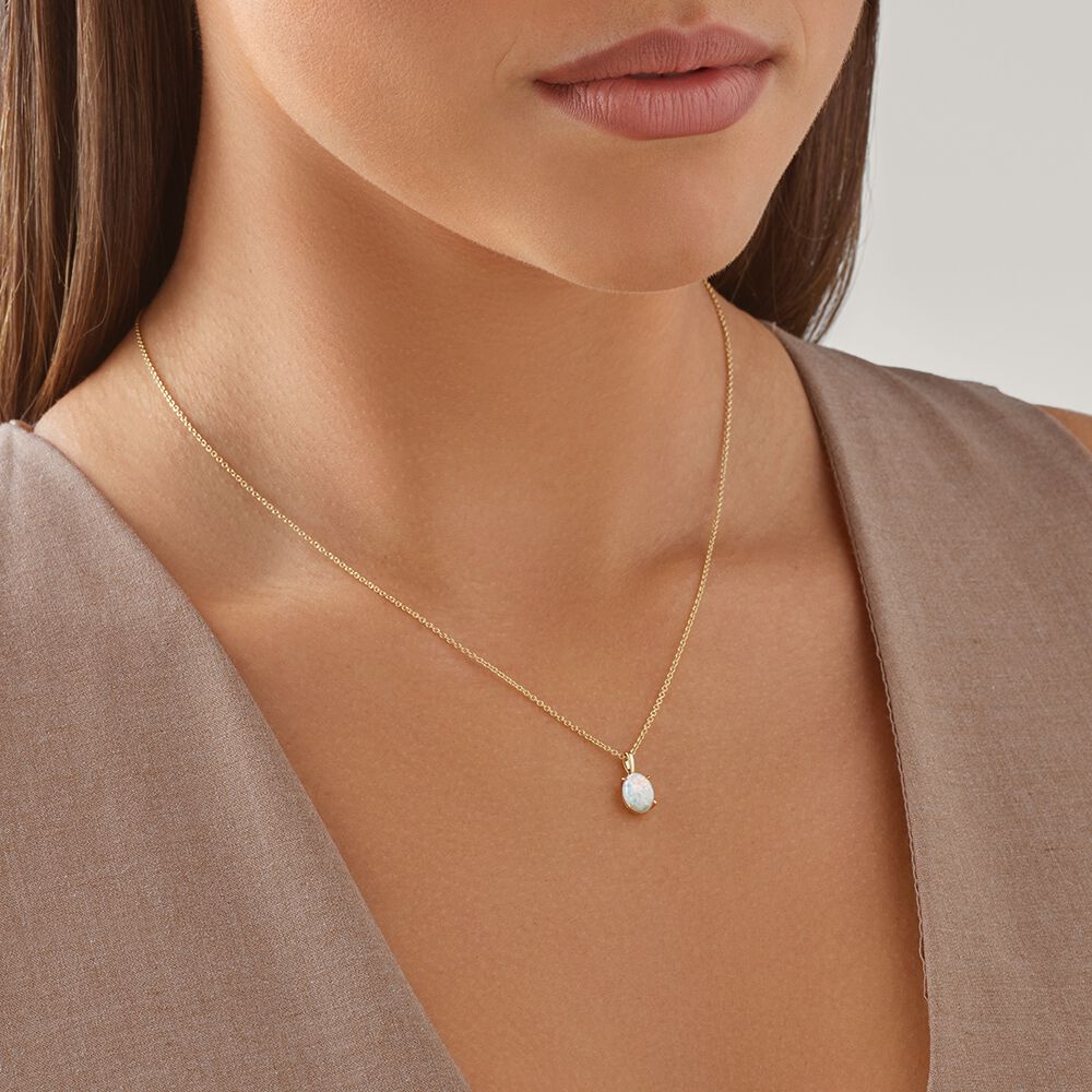 Australian Opal Pendant with Chain in 10kt Yellow Gold