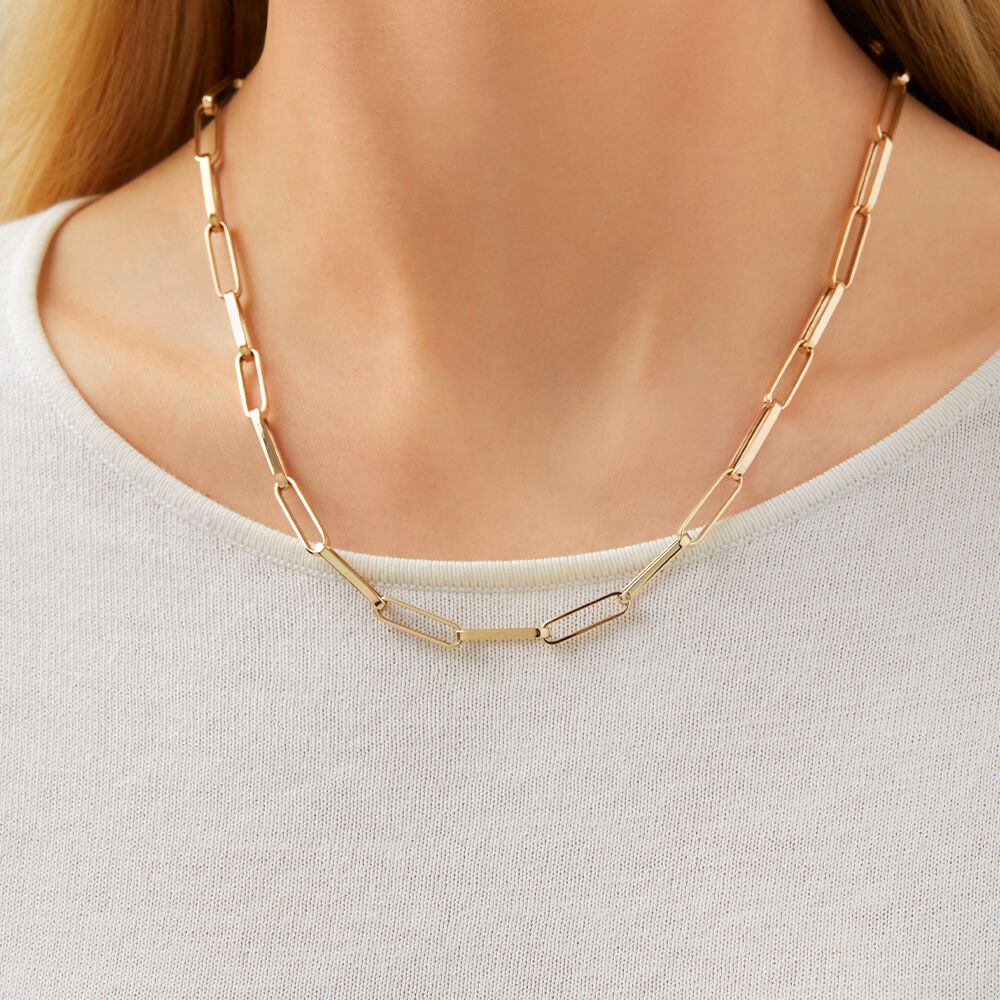 45cm (18&rdquo;) 4.5mm Width Hollow Rectangular Link Chain in 10kt Yellow Gold