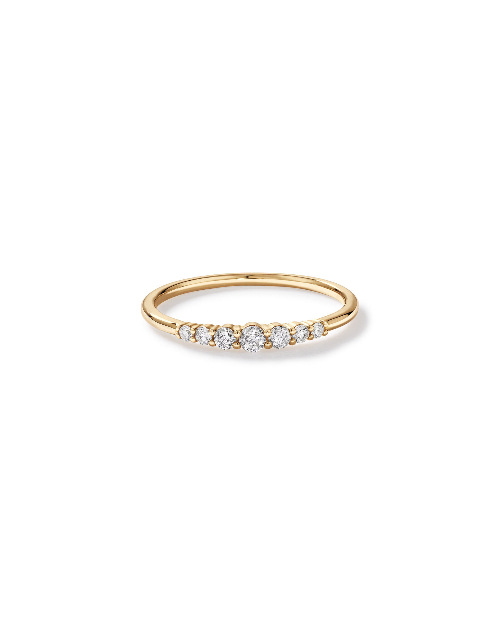 0.20 Carat TW Round Brilliant Graduated Diamond Ring in 10kt Yellow Gold